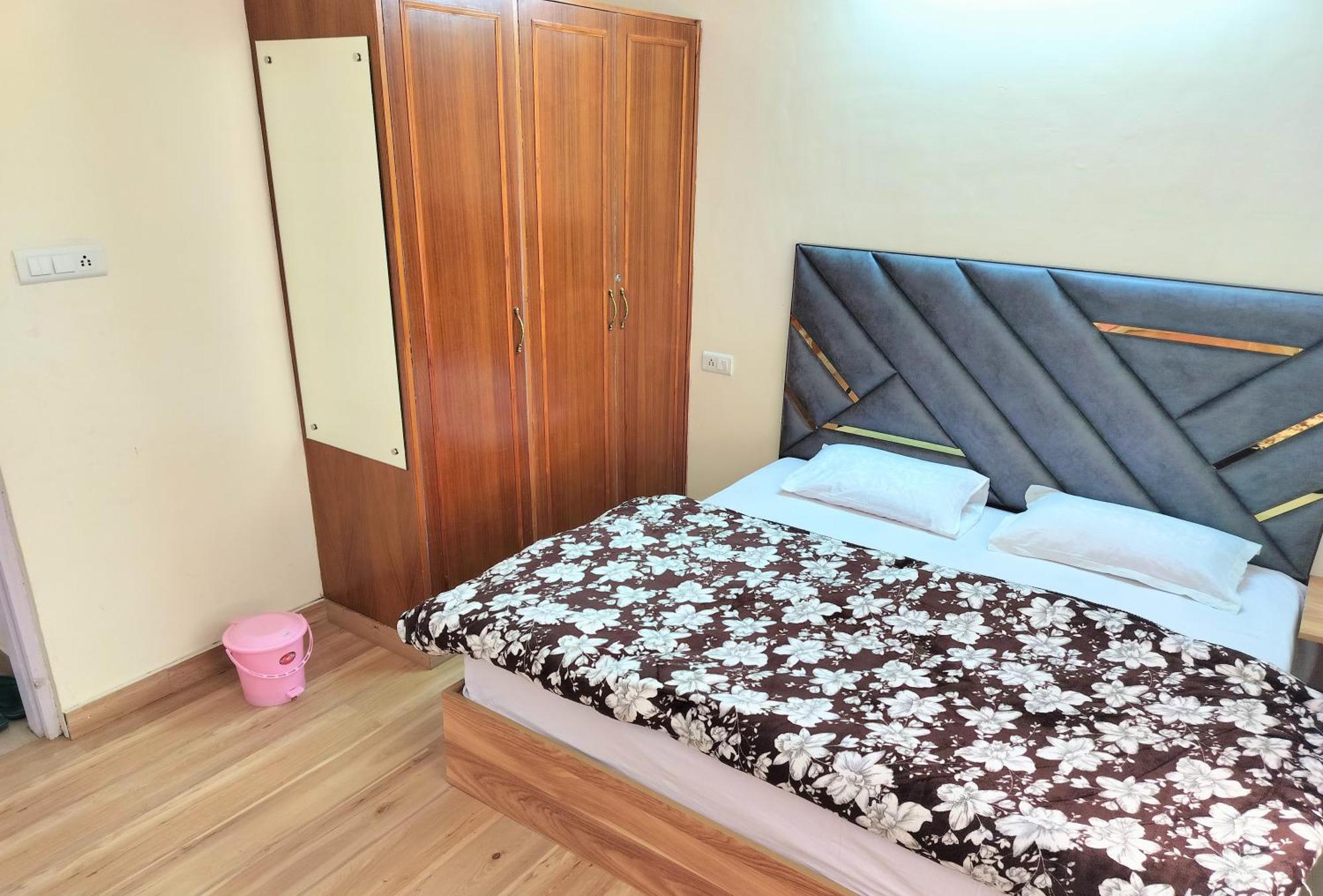 Shimla Vibes B & B Free Pick & Drop From Isbt 심라 외부 사진