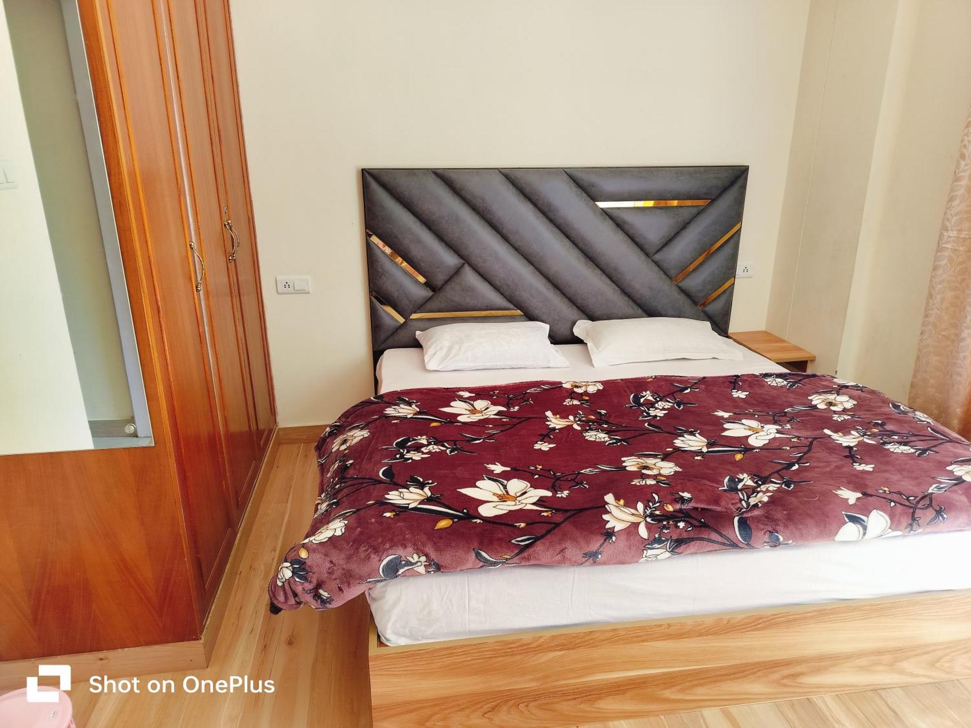 Shimla Vibes B & B Free Pick & Drop From Isbt 심라 외부 사진