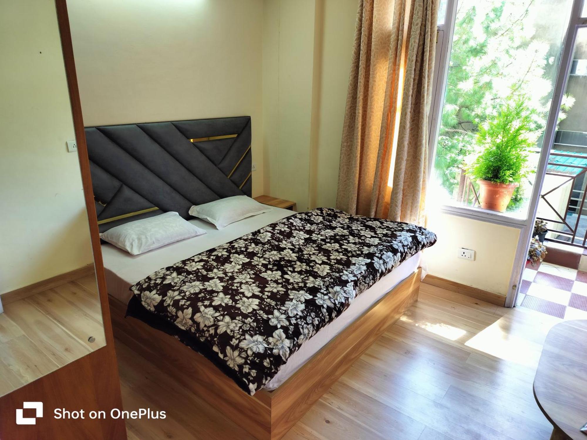 Shimla Vibes B & B Free Pick & Drop From Isbt 심라 외부 사진